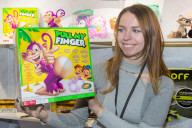 FEATURE - Kinderträume werden wahr: Die 'Christmas Dream Toys Exhibition' in London