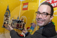 FEATURE - Kinderträume werden wahr: Die 'Christmas Dream Toys Exhibition' in London