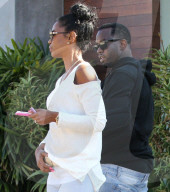 PEOPLE - Model Kim Porter, Ex-Freundin von P. Diddy Combs Kindern, ist mit 47 Jahren gestorben (Archivbilder)