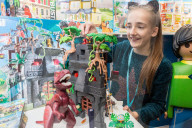 FEATURE - Kinderträume werden wahr: Die 'Christmas Dream Toys Exhibition' in London