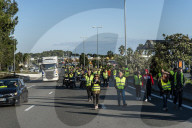 NEWS - Frankreich: Gelbe Warnwesten: Proteste mit Gilets Jaunes wegen Benzinpreiserhöhun