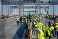 NEWS - Frankreich: Gelbe Warnwesten: Proteste mit Gilets Jaunes wegen Benzinpreiserhöhun