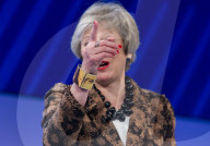 NEWS - London: Premier May verteidigt ihren Brexit-Kurs vor der Wirtschaft