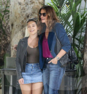PEOPLE - Cindy Crawford und Kaia Gerber in Bel Air unterwegs