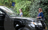 PEOPLE - Cindy Crawford und Kaia Gerber in Bel Air unterwegs