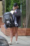 EXKLUSIV - Einkaufen mit Baby: Jamie Lynn Spears hat alle HŠnde voll zu tun