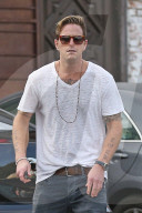 EXKLUSIV - Cameron Douglas mit der Familie in LA unterwegs