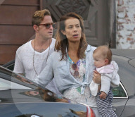 EXKLUSIV - Cameron Douglas mit der Familie in LA unterwegs