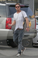 EXKLUSIV - Cameron Douglas mit der Familie in LA unterwegs