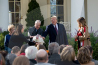 NEWS - Washington: Trump begnadigt einen Truthahn zu Thanksgiving 