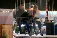 PEOPLE - London: Promis vergnügen sich im Winter Wonderland im Hyde Park  
