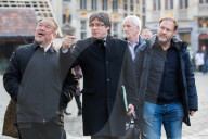 NEWS - Belgien: Ai Weiwei mit Carles Puigdemont in Brüssel