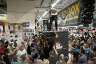 NEWS - Kauflust am Black Friday
