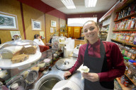 FEATURE - Ein Muss für Nostaligiker: Besuch im Glasgower Landside Cafe