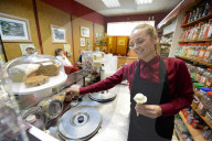 FEATURE - Ein Muss für Nostaligiker: Besuch im Glasgower Landside Cafe