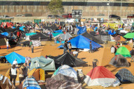 NEWS - Mexiko: Flüchtlinge in Tijuana am Grenzzaun zu den USA