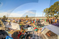 NEWS - Mexiko: Flüchtlinge in Tijuana am Grenzzaun zu den USA