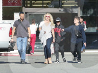 EXKLUSIV - Wie die Zeit vergeht! Britney Spears mit ihren grossen Jungs Jayden und Sean unterwegs