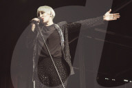 PEOPLE - On Stage: Stars live auf der Bühne