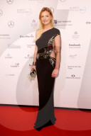 PEOPLE - Bundespresseball in Berlin: Jette Joop in neckischem Outfit