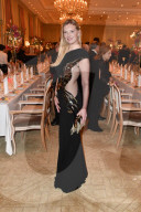 PEOPLE - Bundespresseball in Berlin: Jette Joop in neckischem Outfit