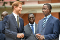 PEOPLE - Prinz Harry ohne Meghan zu Besuch in Sambia