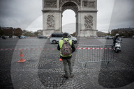 NEWS - Paris: Demonstrationen und Ausschreitungen auf der Champs-Elysées