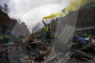 NEWS - Paris: Demonstrationen und Ausschreitungen auf der Champs-Elysées