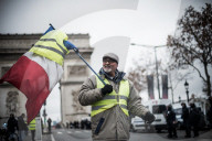 NEWS - Paris: Demonstrationen und Ausschreitungen auf der Champs-Elysées