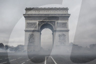 NEWS - Paris: Demonstrationen und Ausschreitungen auf der Champs-Elysées