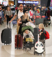 PEOPLE - Take Off: Promis gehen auf Reisen