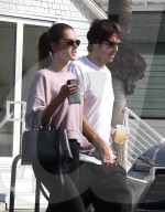 EXKLUSIV - Alessandra Ambrosio knabbert an Nicolo Oddi in Venice