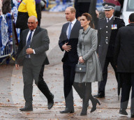 PEOPLE - Leicester: Kate und William gedenken der Opfer des Helikopterabsturzes
