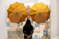 NEWS - London: Ausstellung Robert Rauschenberg 'Spreads' 