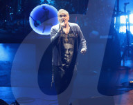 PEOPLE - On Stage: Stars live auf der Bühne