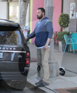 PEOPLE - Ben Affleck kauft mit den Kids einen Weihnachtsbaum
