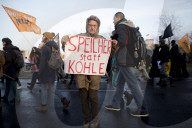 NEWS - Deutschland: 'Klimaschutz jetzt' Demo in Berlin
