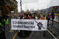 NEWS - Ungarn: Soros-Universität zieht von Budapest nach Wien