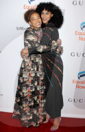 PEOPLE - Goldie Hawn und Melanie Griffith an der "Make Equality Reality" Gala in L.A.