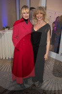 PEOPLE - Goldie Hawn und Melanie Griffith an der "Make Equality Reality" Gala in L.A.