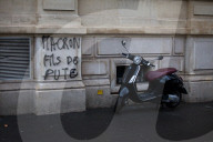 NEWS - Paris: Schäden nach den Demonstrationen