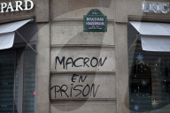 NEWS - Paris: Schäden nach den Demonstrationen