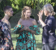 PEOPLE - Paradiesisch: Annie Leibovitz knipst Justin Bieber und Hailey Baldwin für Vanity Fair