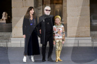 PEOPLE - Chanel Metiers d'Art 2018-2019 Show: Karl Lagerfeld auf dem Catwalk