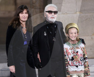 PEOPLE - Chanel Metiers d'Art 2018-2019 Show: Karl Lagerfeld auf dem Catwalk