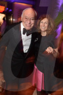 PEOPLE - Promis feiern an der 'Elton John AIDS Foundation' Gala in London 