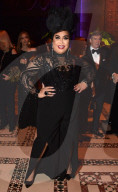 PEOPLE - Promis feiern an der 'Elton John AIDS Foundation' Gala in London 