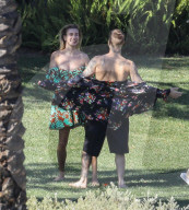 PEOPLE - Annie Leibovitz knipst Justin Bieber und Hailey Baldwin für Vanity Fair