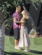 PEOPLE - Annie Leibovitz knipst Justin Bieber und Hailey Baldwin für Vanity Fair