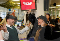 PEOPLE - Camilla mit weiteren Promis am ICAP Charity Day in London